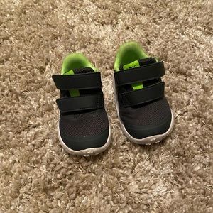Toddler Boy Nike Tennis Shoes